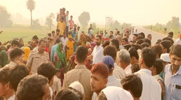 Mainpuri Road Accident