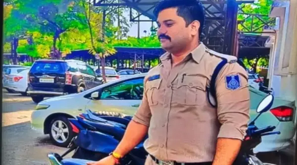 Posing as fake police, he was extorting illegal money from people, arrested