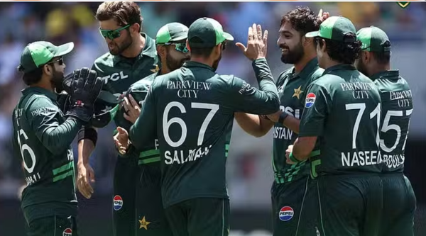 PAK vs AUS