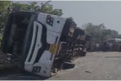 A horrific road accident occurred in Gondia, Maharashtra on Friday