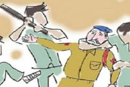 attack on police mens, during police proceeding