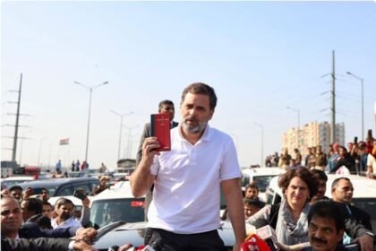 Rahul Gandhi Sambhal Yatra Live No one can stop Rahul Gandhi, he has constitutional rights, know what Priyanka said