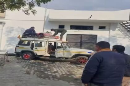 Where has humanity lost? Didn't have money to call an ambulance, so sister tied brother's dead body to the roof of a taxi and took it away