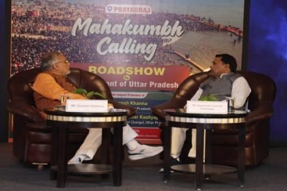 Mahakumbh-2025: Yogi's ministers led the roadshow in Karnataka, invited the public to take Triveni bath