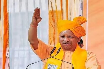 This gift is helpful in achieving the concept of divine-grand-digital Mahakumbh: CM Yogi