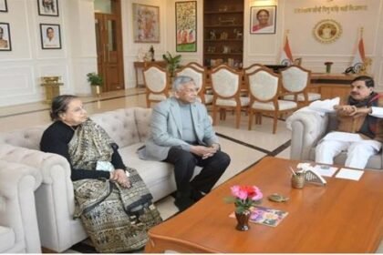 Chief Minister Dr. Yadav met Attorney General of India Shri R. Venkataramani presented