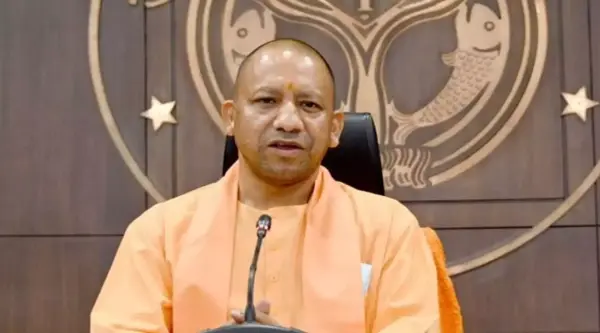 Four times more devotees gathered for the darshan of Bade Hanuman who became the center of faith.