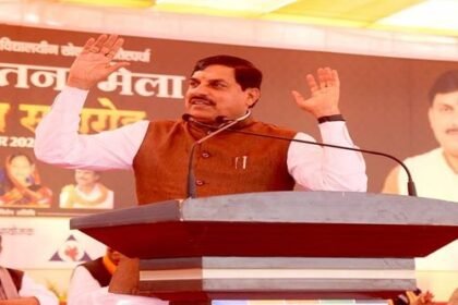 Chief Minister Dr. Yadav congratulated the personalities honored with Padmashree.