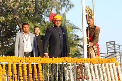 Additional Chief Secretary Dr. Rajoura hoisted the tricolor at the Chief Minister's residence office on the 76th Republic Day.