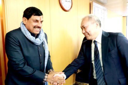 Chief Minister Dr. Yadav and JETRO President Mr. Kataoka had a detailed discussion on Japanese investment in Madhya Pradesh.