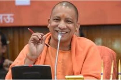 UTTAR PRADESH: Youth liked Khadi clothes very much, huge purchase took place