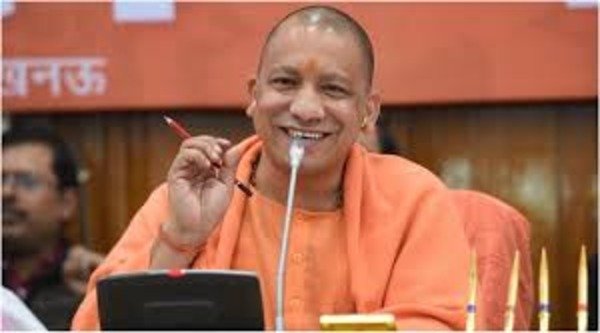 UTTAR PRADESH: Youth liked Khadi clothes very much, huge purchase took place