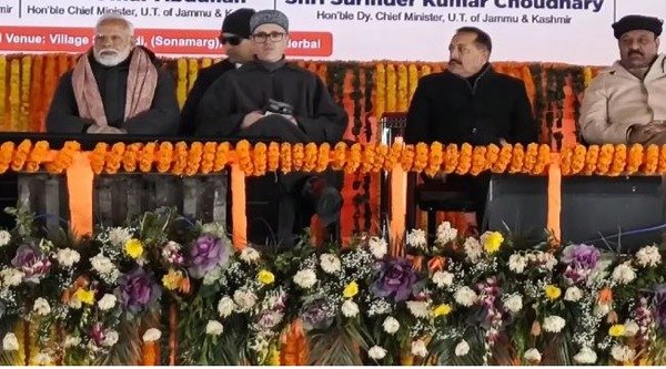 Kashmir: Omar Abdullah praised PM Modi
