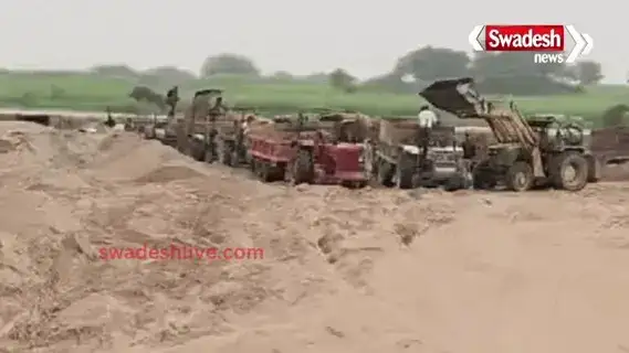 The sand mafia is in high spirits, sand excavation continues right under the nose of the administration