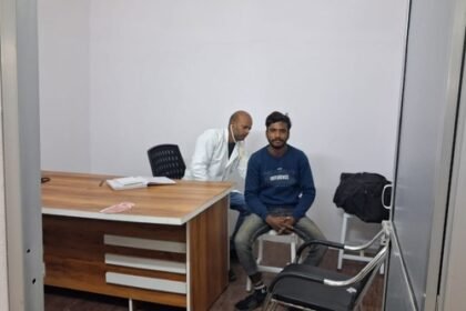 On the instructions of CM Yogi, devotees are getting treatment in every corner of Mahakumbh.