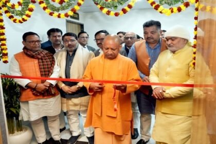 Increase manpower in projects, speed up work: Chief Minister