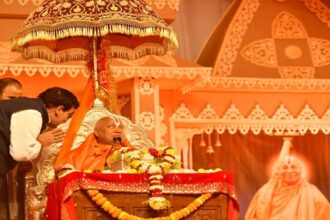 Mahakumbh 2025: Yogi government is trying to facilitate the devotees in Prayagraj Mahakumbh