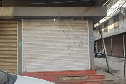 IT raid at 22 locations in Raipur, 200 officers engaged in action