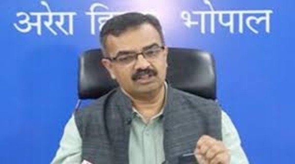 Thieves entered the house of senior officer Anupam Rajan