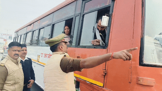 Ban on outside vehicles going to Varanasi, officers on the road, inspection of all border areas continues