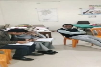 Datia: Babu arrested for taking bribe of Rs 25 thousand