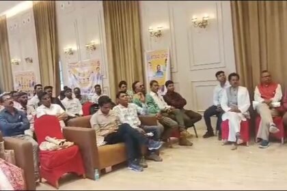 The program was completed under the dignified chief hospitality of Gaya Prasad Soni, State President of Media Organization Madhya Pradesh.