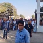 Asaram reached Ashram after 12 years, supporters welcomed him at the gate