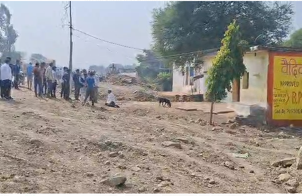 Even though the compensation amount was not received, the administration reached to demolish the house of the old couple.