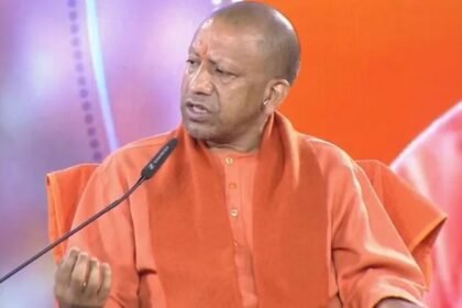 Chief Minister's appeal to devotees: Cooperate in maintaining traffic and cleanliness during Mahakumbh.