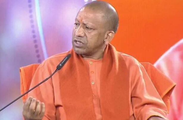 Chief Minister's appeal to devotees: Cooperate in maintaining traffic and cleanliness during Mahakumbh.