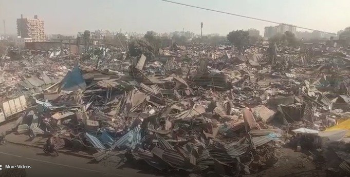 Pune: 1 lakh people lost their jobs due to bulldozer operation in Pimpri Chinchwad