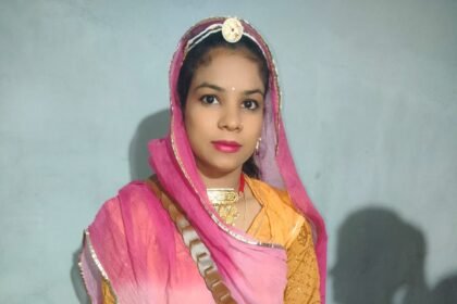 The bride asked for a gold chain in dowry, the bride committed suicide by hanging herself