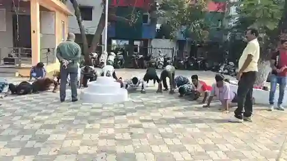 Raipur: Parade of knifemen, made to do back-breaking exercise