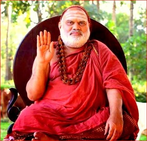 Jagadguru Shankaracharya of Sringeri Math appeared overwhelmed by the unprecedented welcome on Gorakshadhra.