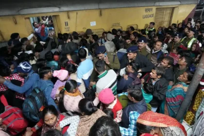 delhi railway station stampede