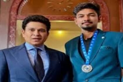 NAMAN AWARD: BCCI honored Bhind's son Vishnu Bhardwaj with Naman Awards.