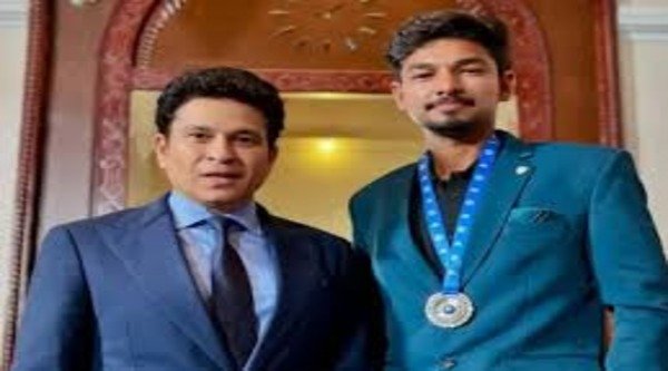 NAMAN AWARD: BCCI honored Bhind's son Vishnu Bhardwaj with Naman Awards.