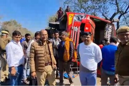 In Chitrakoot district, a private bus filled with devotees lost control and overturned due to tire burst.