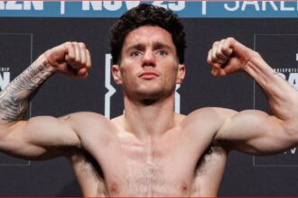 Boxing community pays tribute to John Cooney, who died a week after title fight in Belfast