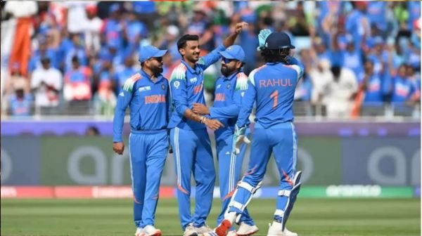 CHAMPIONS TROPHY: Hardik-Kuldeep restricted Pakistan to 241