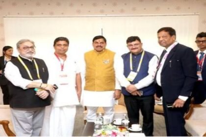 Chief Minister Dr. Yadav had one-to-one discussion with industrialists