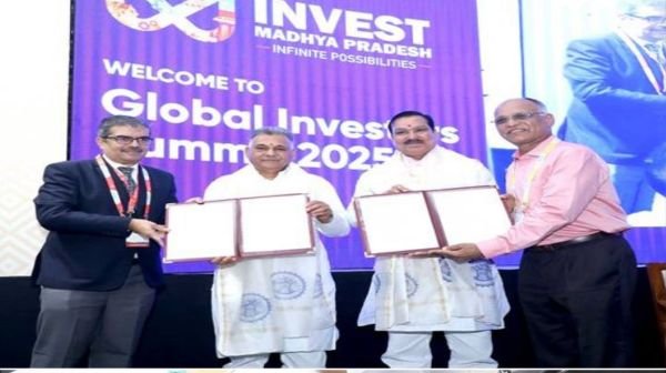 8 MoUs signed in front of Minister Tetwal and Parmar in skill development session