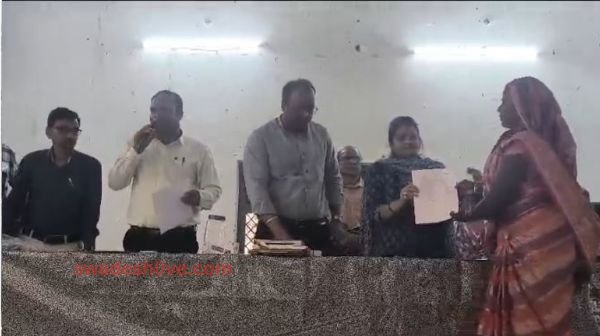 Three-tier Panchayat elections concluded in Marwahi, winners received certificates
