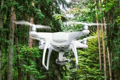 बस्तर के जंगल में ड्रोन: क्या माओवादी अब हवा से करेंगे हमला?