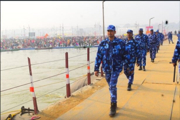 CRPF soldiers become strong guards for the security of devotees