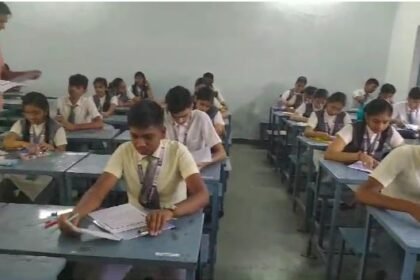 Balod: 10th board exam starts, 11,220 students will appear