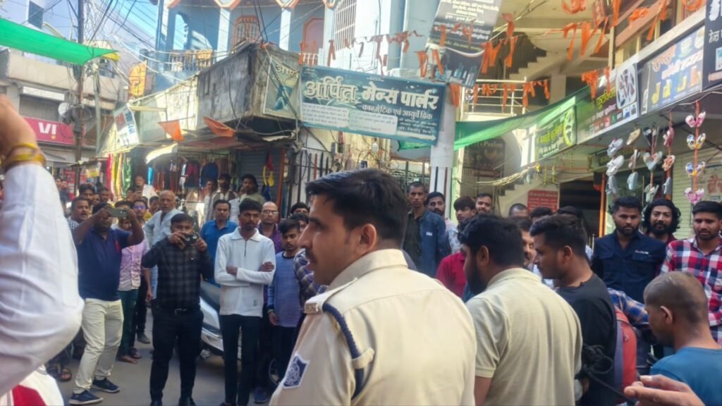 Shajapur: 3 accused who assaulted a businessman arrested, procession taken out
