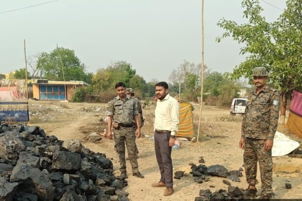 Mining department raids in Bokaro, 30 tons of illegal raw coal seized