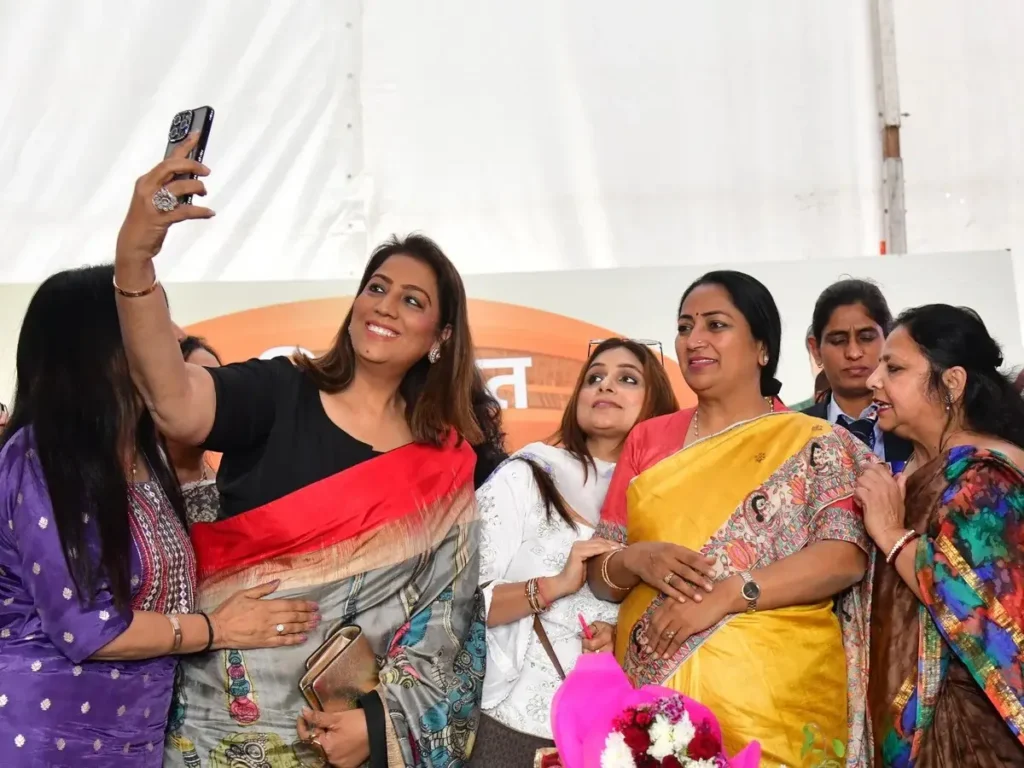 महिला समृद्धि योजना: महिला दिवस पर दिल्ली सरकार की बड़ी सौगात, ₹2,500 हर महीने!