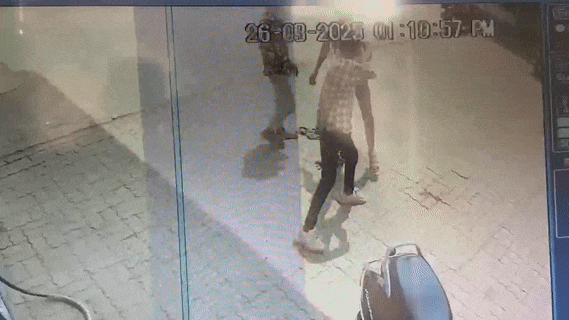 Khairagarh: Police busy, criminals happy, petrol pump employee attacked in broad daylight